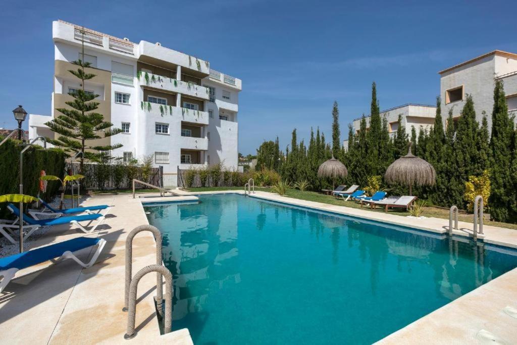 One Bedroom In Golden Banus Apartment Marbella