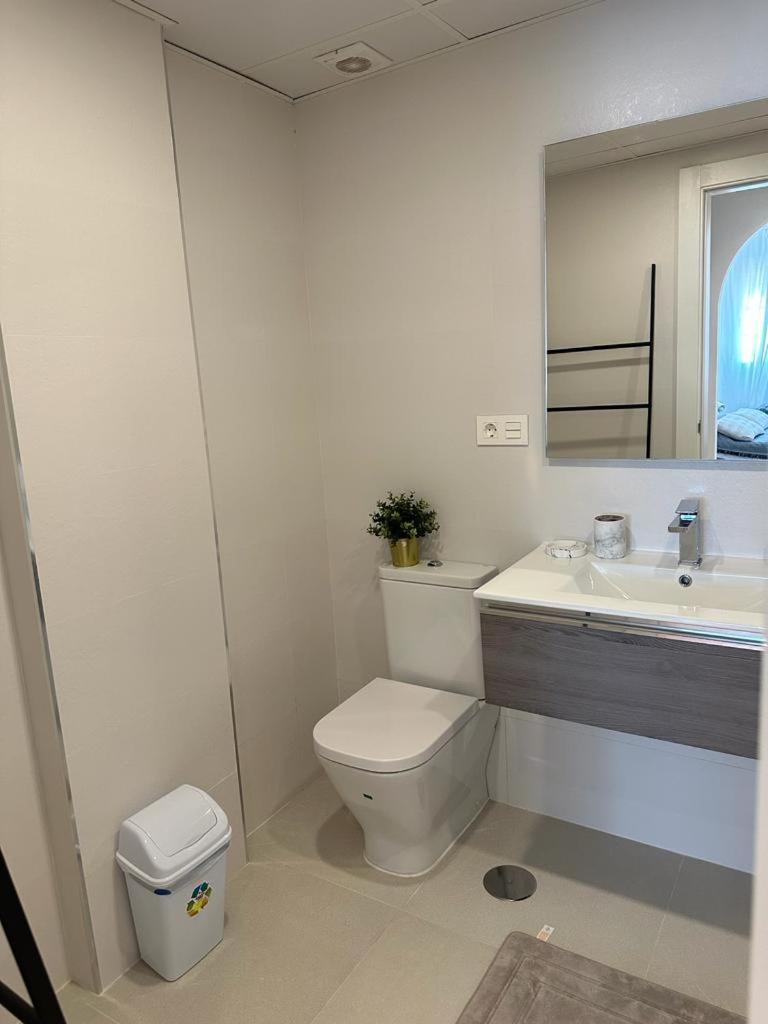 One Bedroom In Golden Banus *