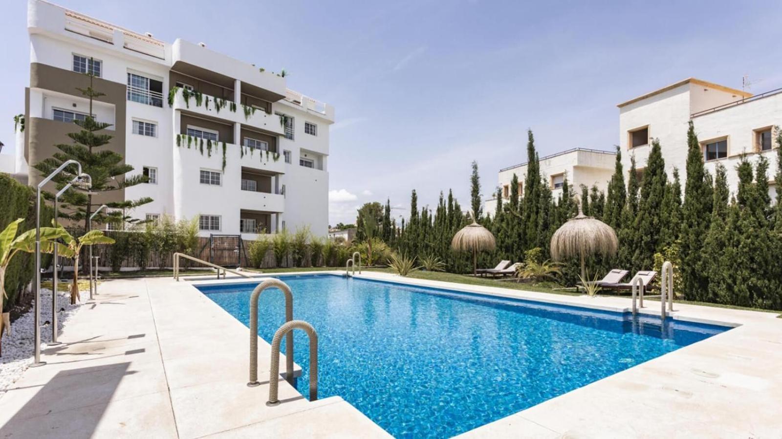 Apartment One Bedroom In Golden Banus *